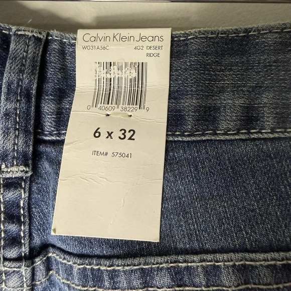 Calvin Klein Lean Bootcut Denim Jeans NWT Medium Wash 6 X 32 Class Straight Leg - Picture 5 of 8